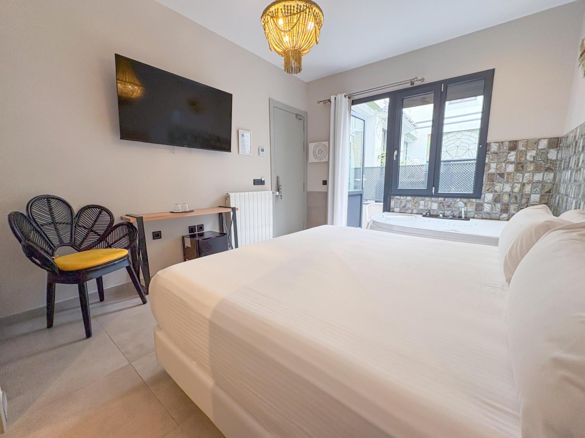 Akla Hotel 바다호스 외부 사진